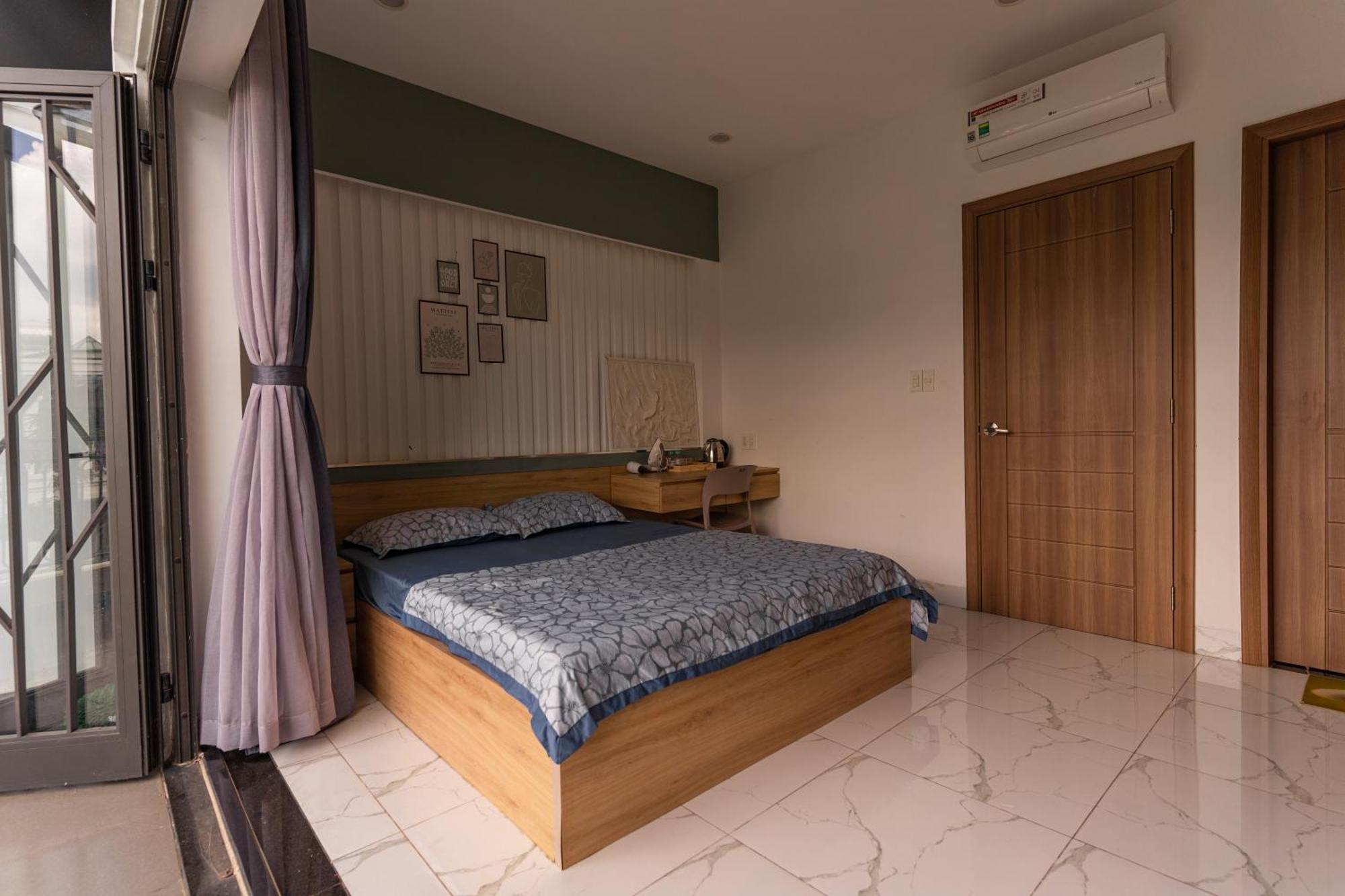 Tphomes Lakeview 122 Homestay Ho Chi Minh City