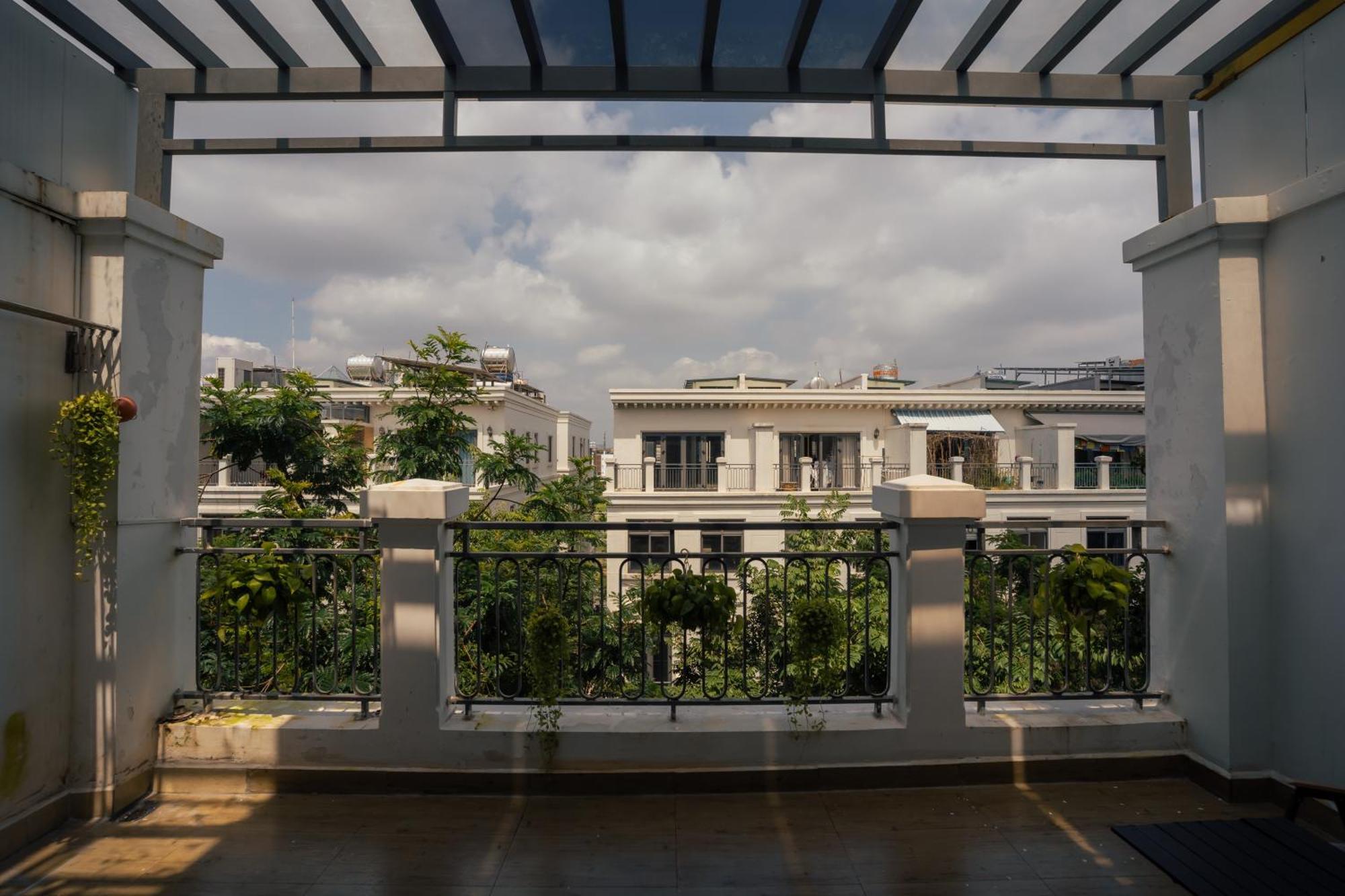 Tphomes Lakeview 122 * Ho Chi Minh City