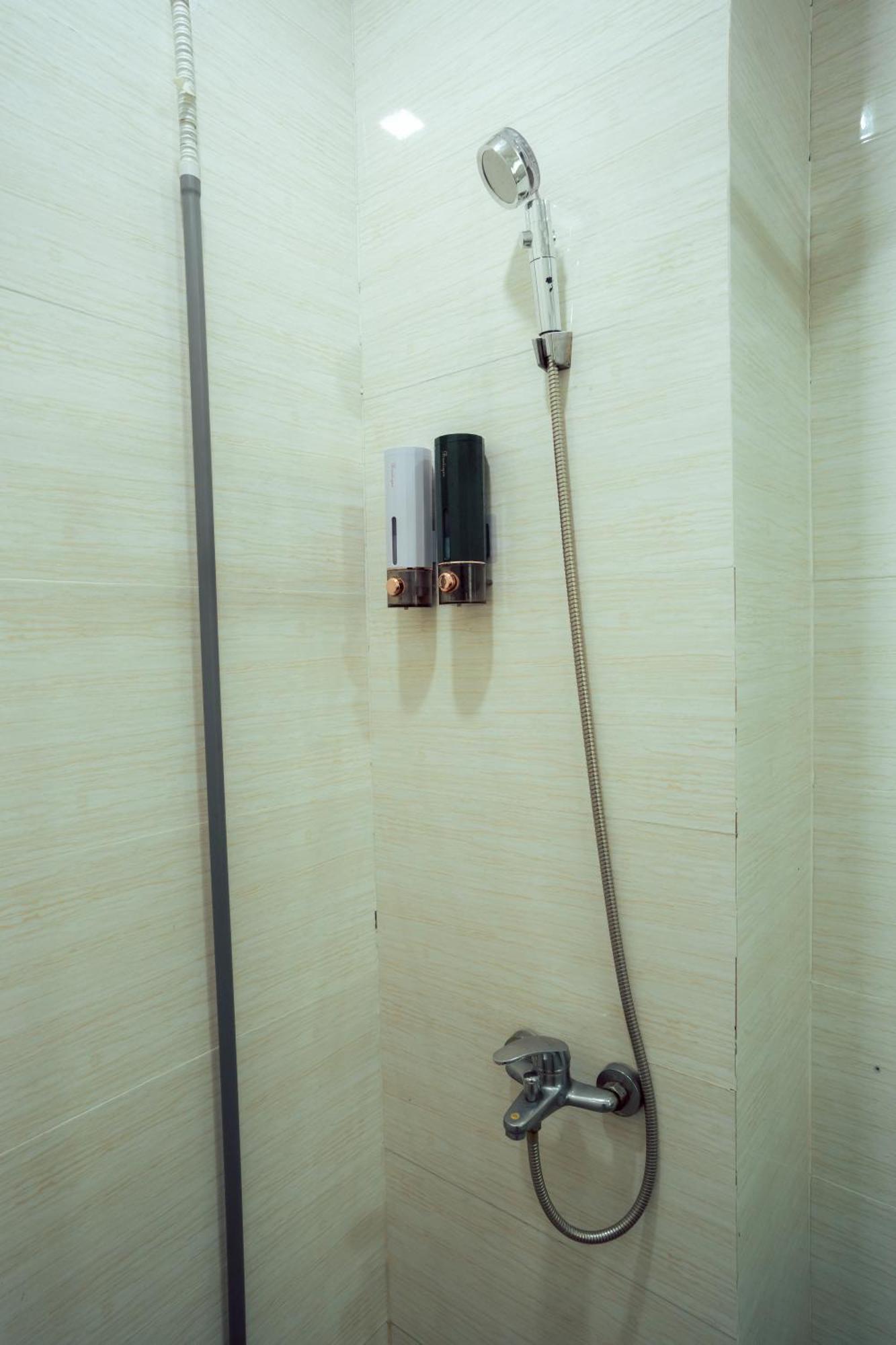 Tphomes Lakeview 122 * Ho Chi Minh City
